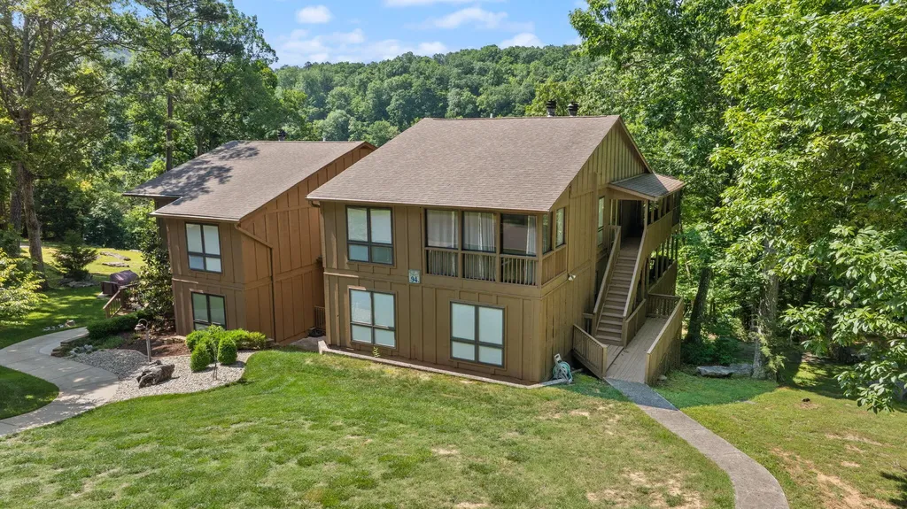94-3 Woodson Bend Resort Bronston KY 42518