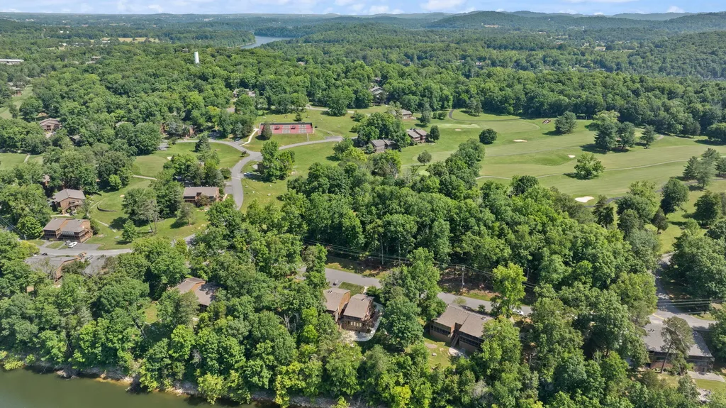 94-3 Woodson Bend Resort Bronston KY 42518
