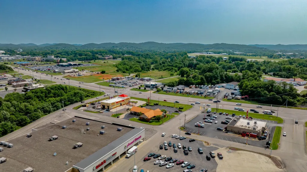 2820 Highway 27 Somerset KY 42501