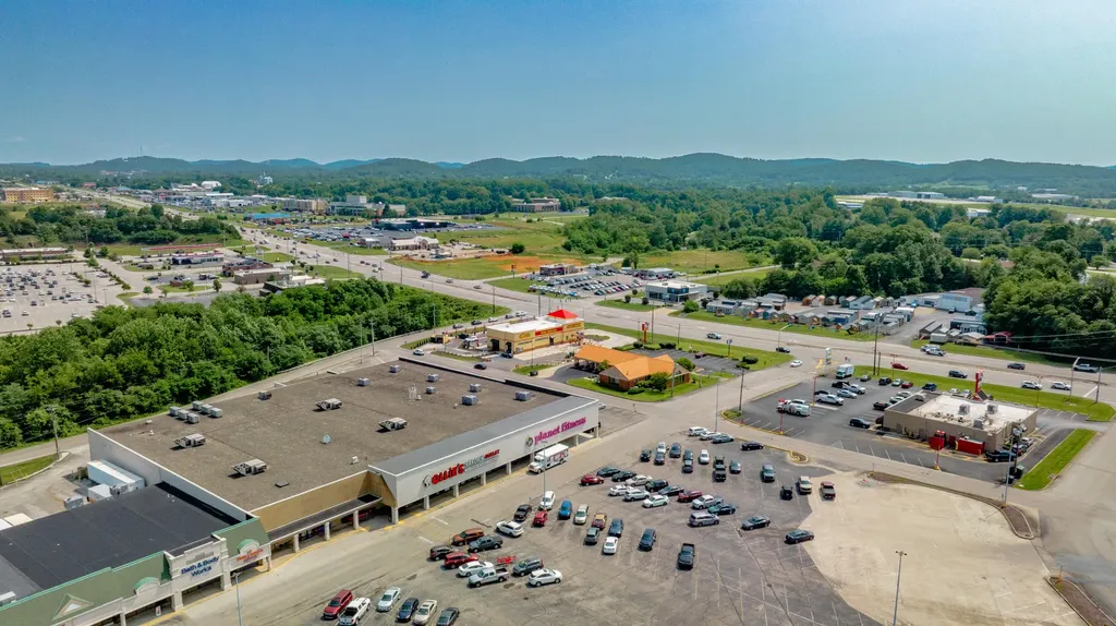 2820 Highway 27 Somerset KY 42501
