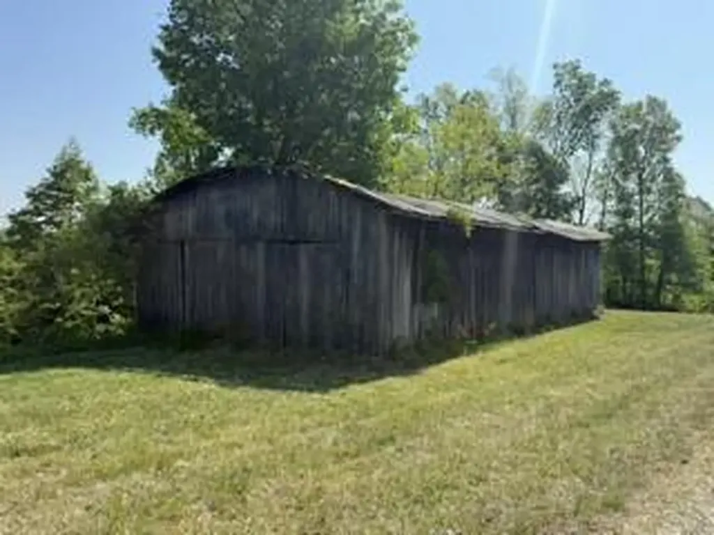431 Harold Luke Road Campton KY 41301
