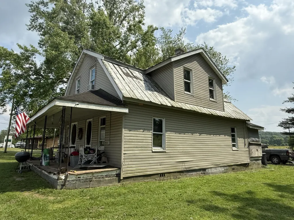7325 Flemingsburg Road Morehead KY 40351