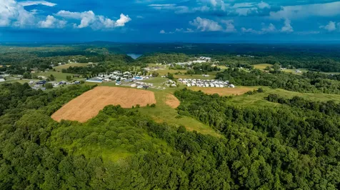 00 J Tucker Lane Russell Springs KY 42642