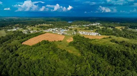 00 J Tucker Lane Russell Springs KY 42642