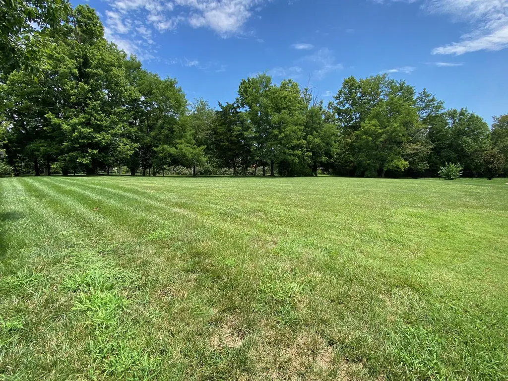 520 Foxwood Court Shelbyville KY 40065