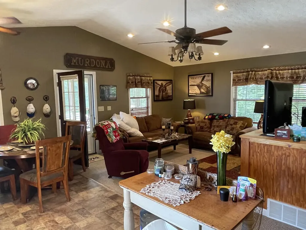 564 Lakescene Subd. Street Nancy KY 42544