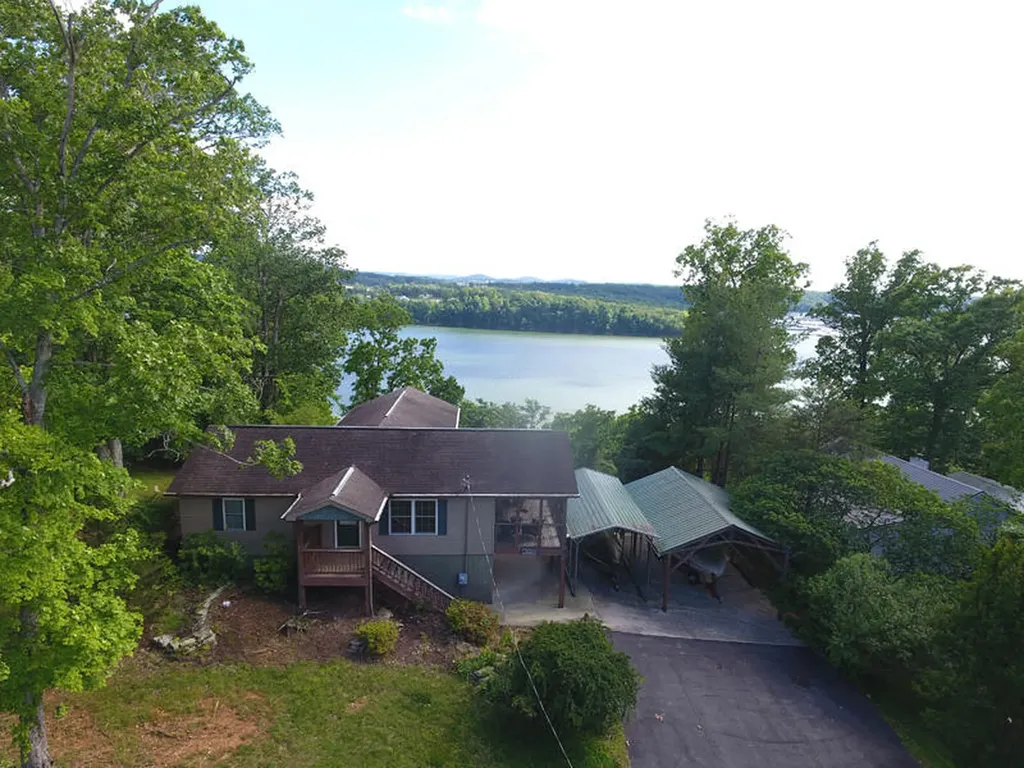 564 Lakescene Subd. Street Nancy KY 42544