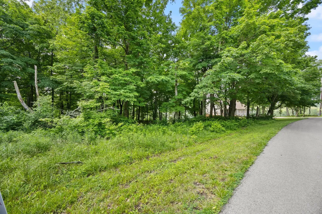 576 Overlook Drive Lancaster KY 40444