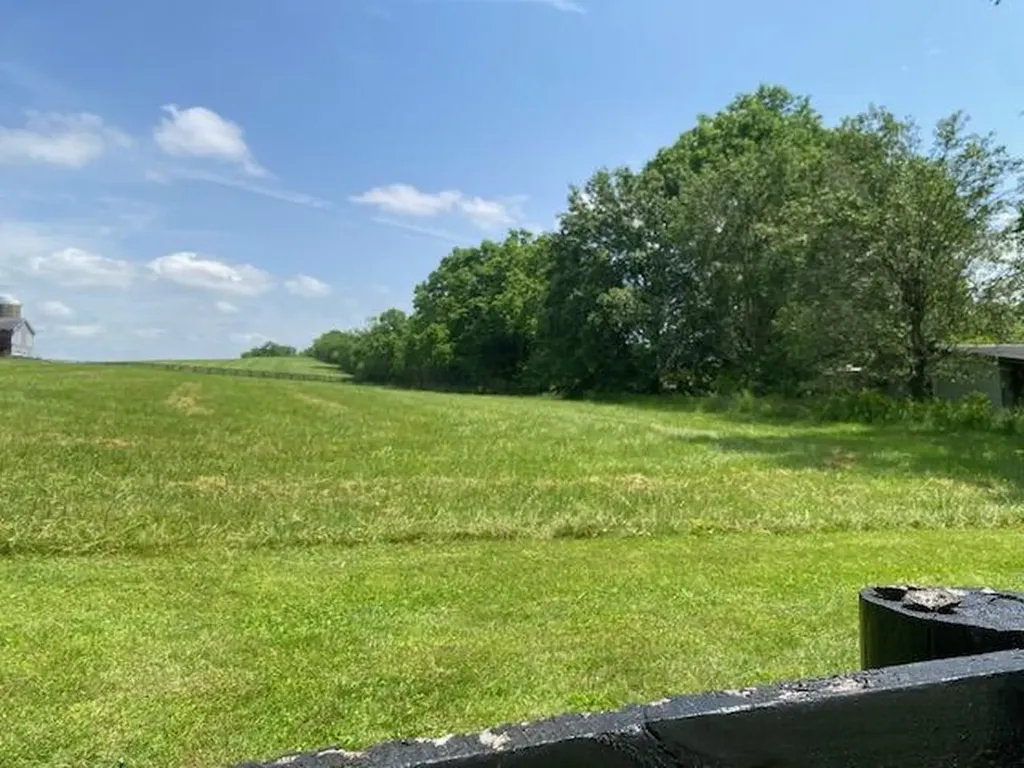 1809 Warwick Road Harrodsburg KY 40330