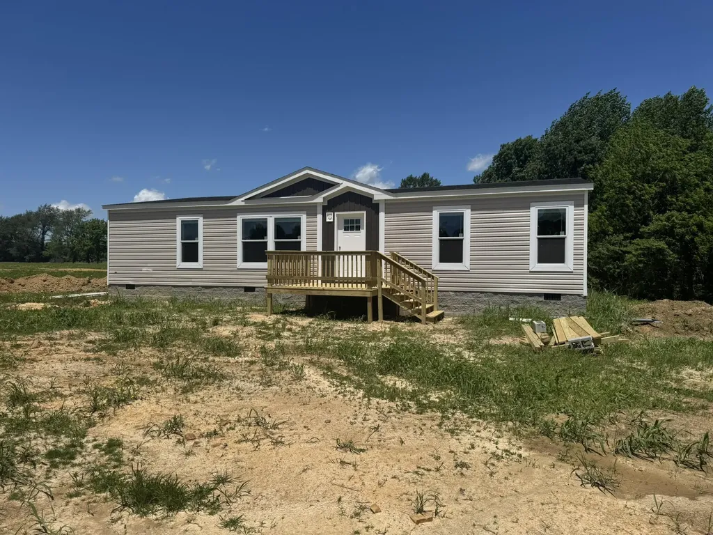 165 Drew Lane Campbellsville KY 42718