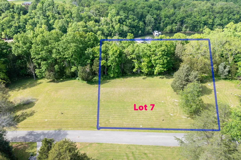 Lot 7 Cedar Pointe Drive Somerset KY 42501