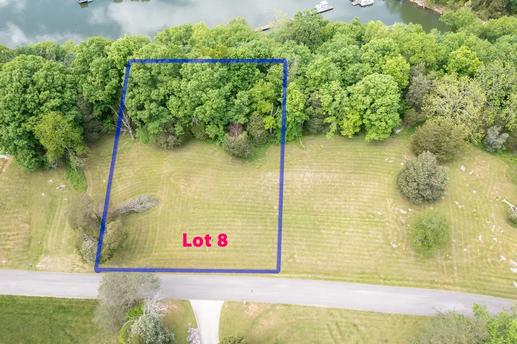 Lot 8 Cedar Pointe Drive Somerset KY 42501