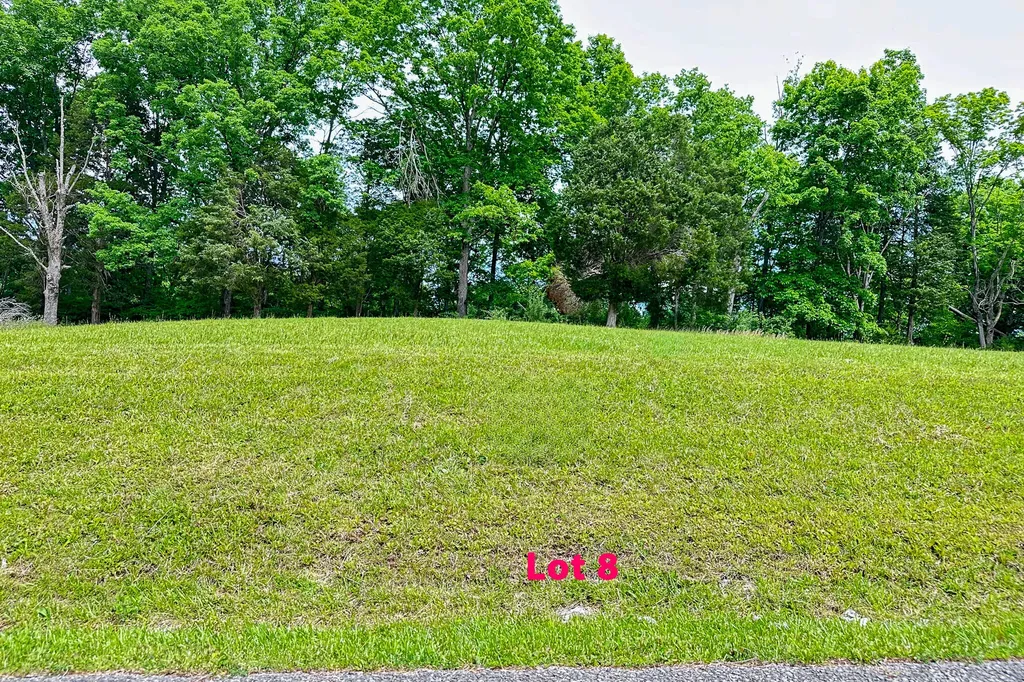 Lot 8 Cedar Pointe Drive Somerset KY 42501