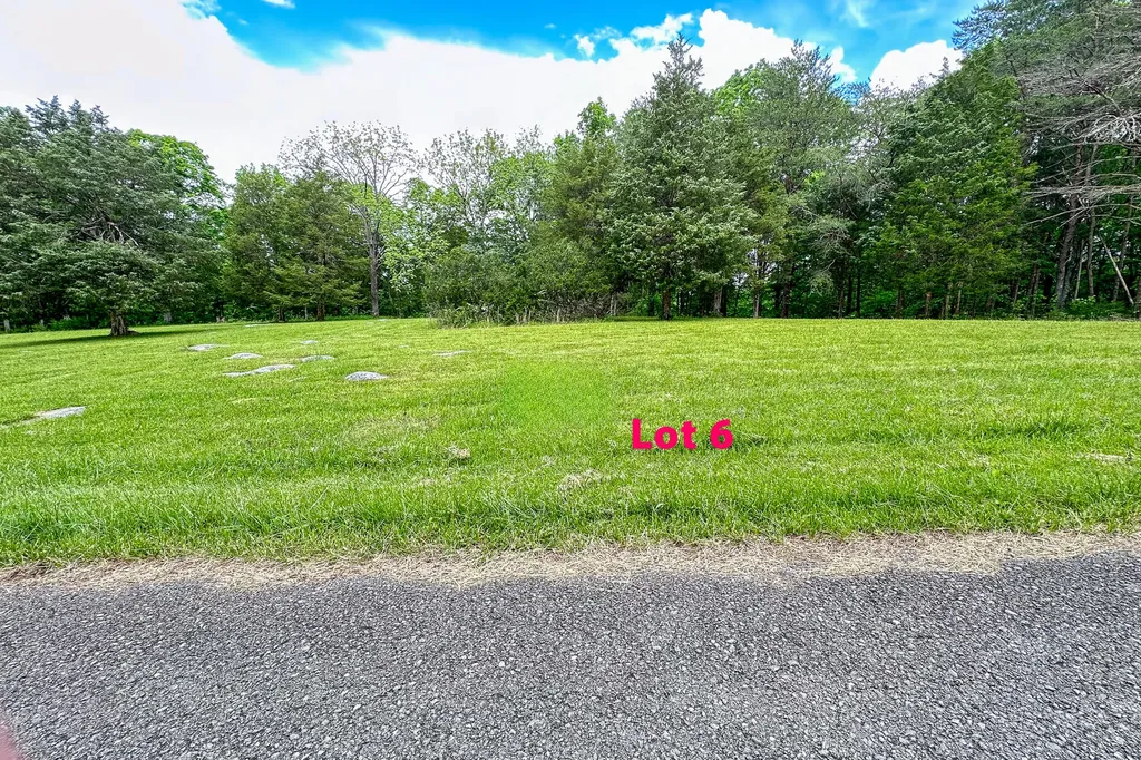 Lot 6 Cedar Pointe Drive Somerset KY 42501
