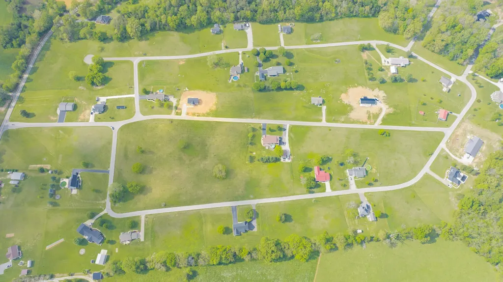 246 Fall Circle Monticello KY 42633