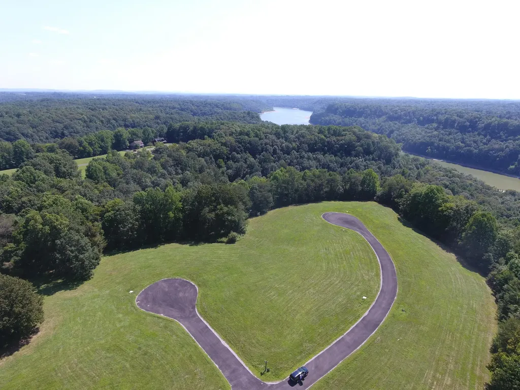 Lot 103 Stillwater Russell Springs KY 42642