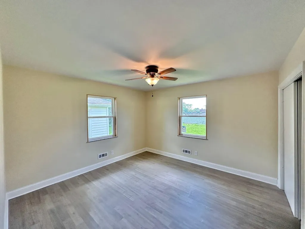 10 Kelly Avenue Williamstown KY 41097