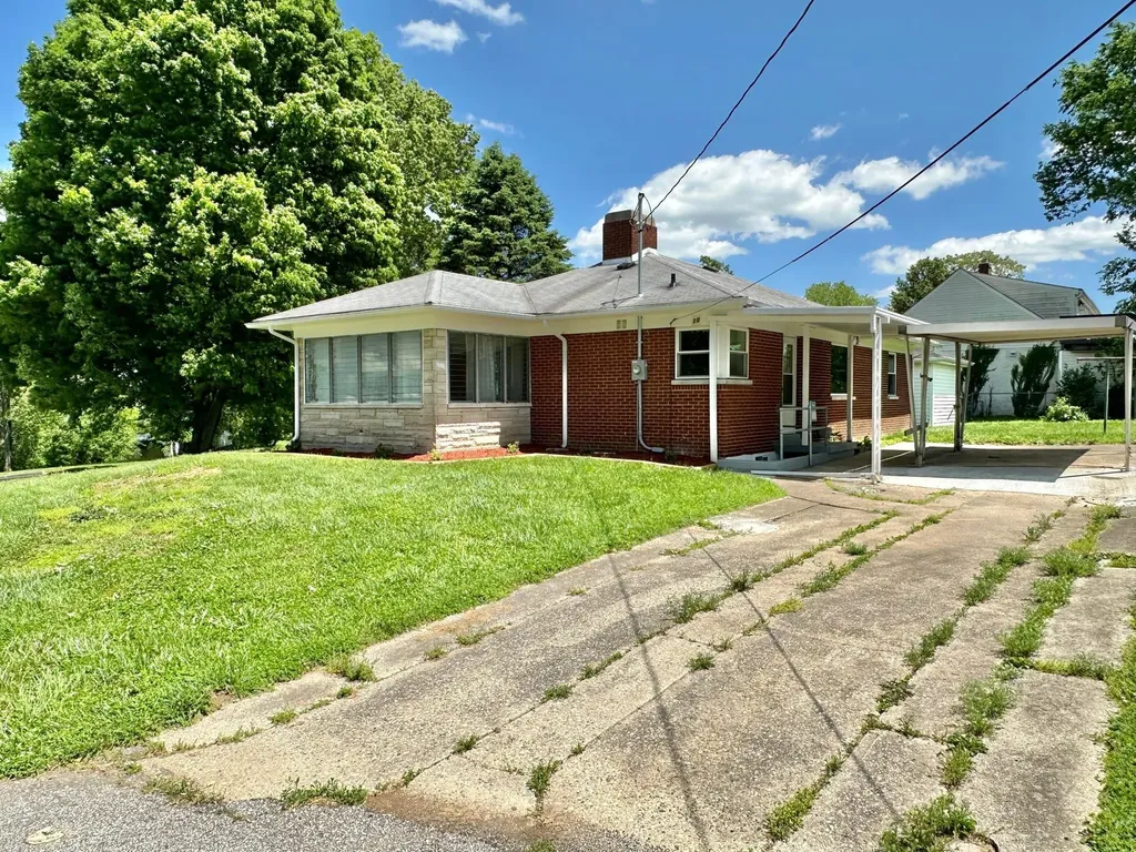 10 Kelly Avenue Williamstown KY 41097