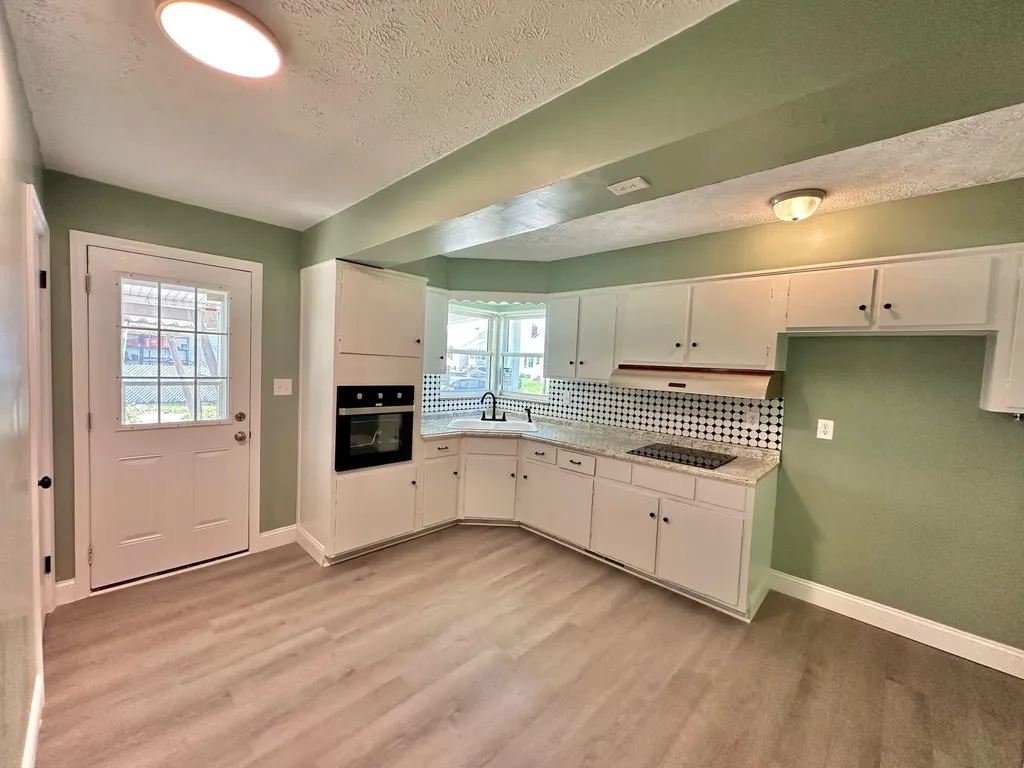 10 Kelly Avenue Williamstown KY 41097