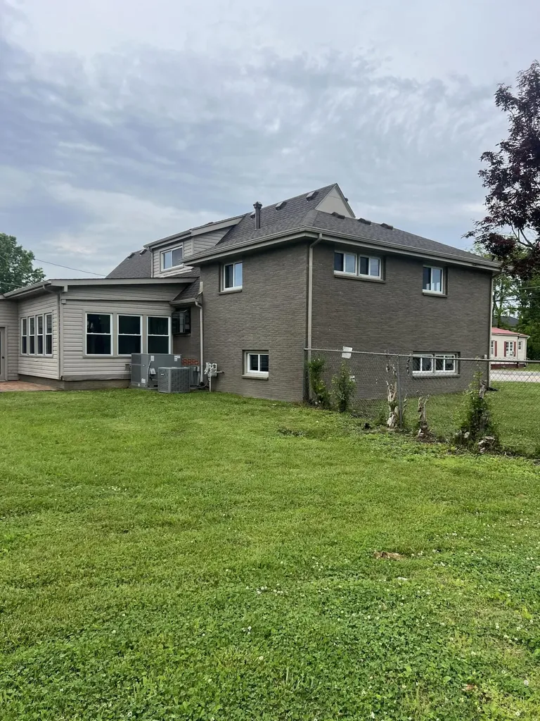 825 N Main Street Barbourville KY 40906