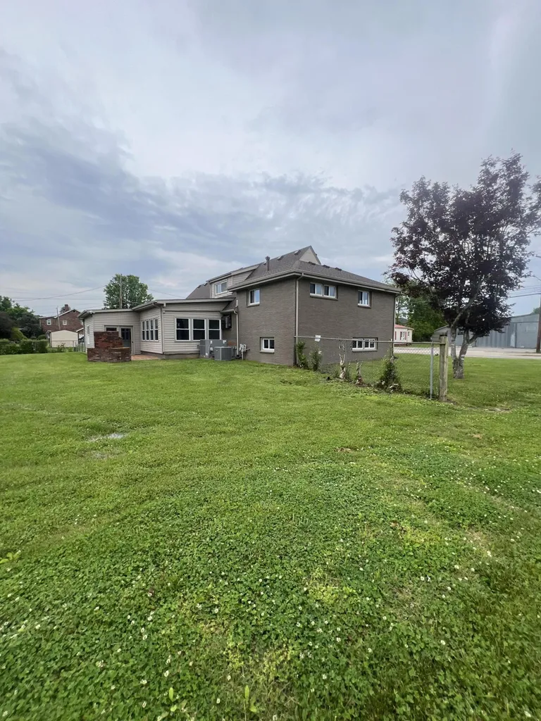 825 N Main Street Barbourville KY 40906