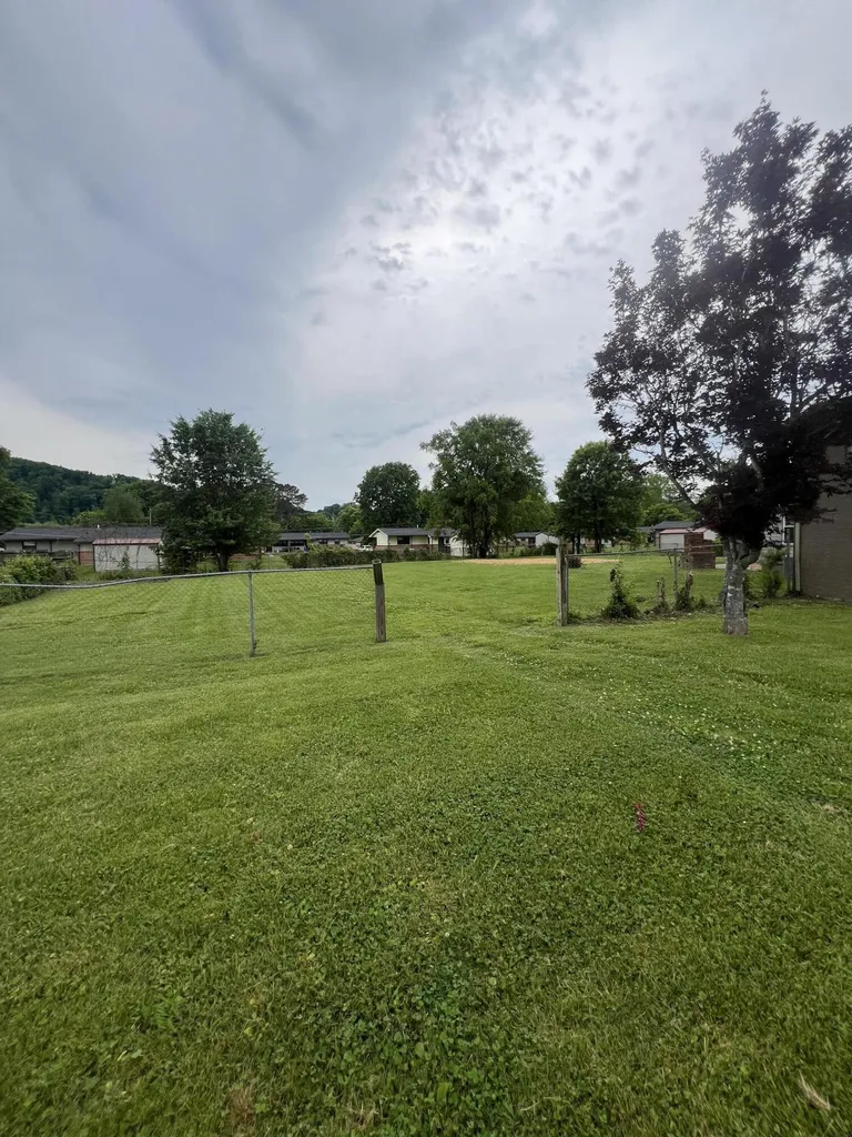 825 N Main Street Barbourville KY 40906