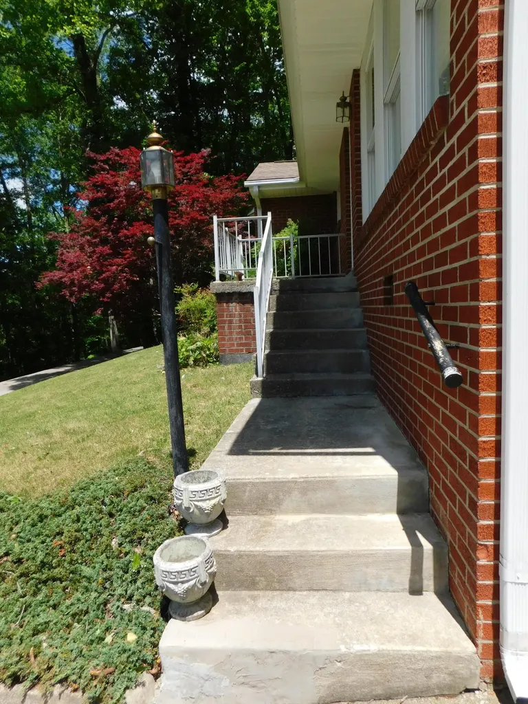 184 Meadow Drive Harlan KY 40831