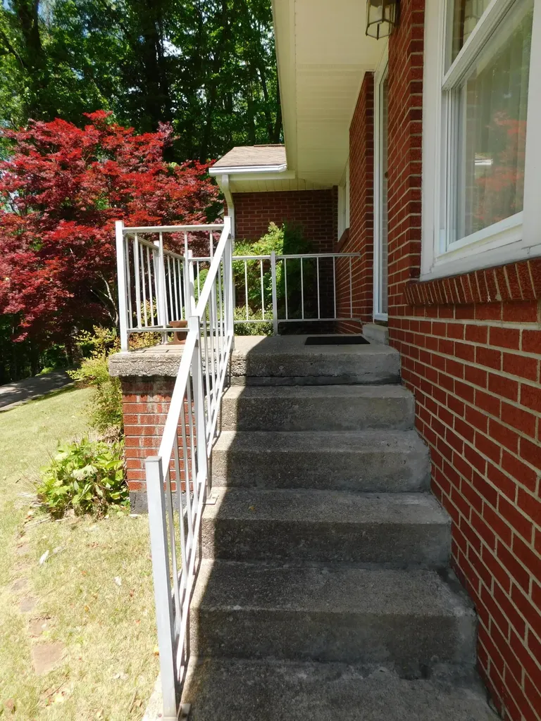184 Meadow Drive Harlan KY 40831