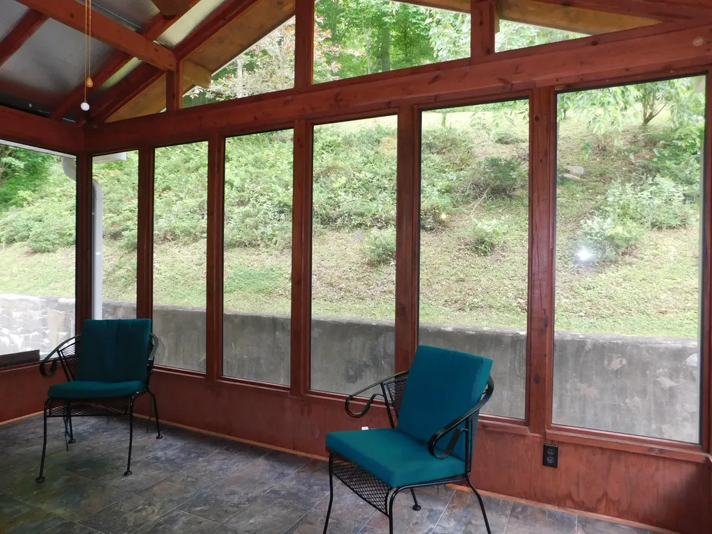 184 Meadow Drive Harlan KY 40831