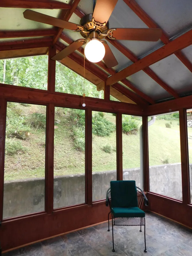 184 Meadow Drive Harlan KY 40831
