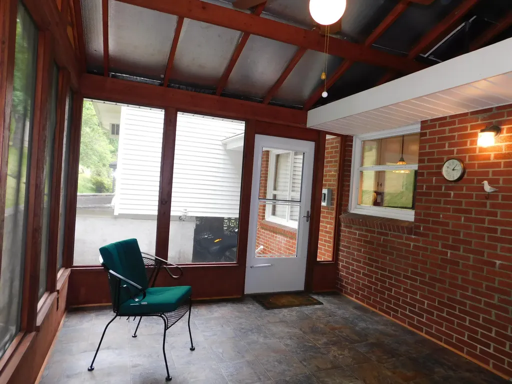 184 Meadow Drive Harlan KY 40831