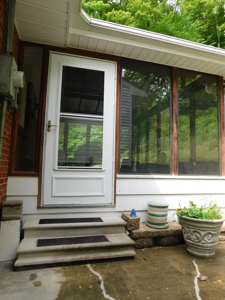 184 Meadow Drive Harlan KY 40831