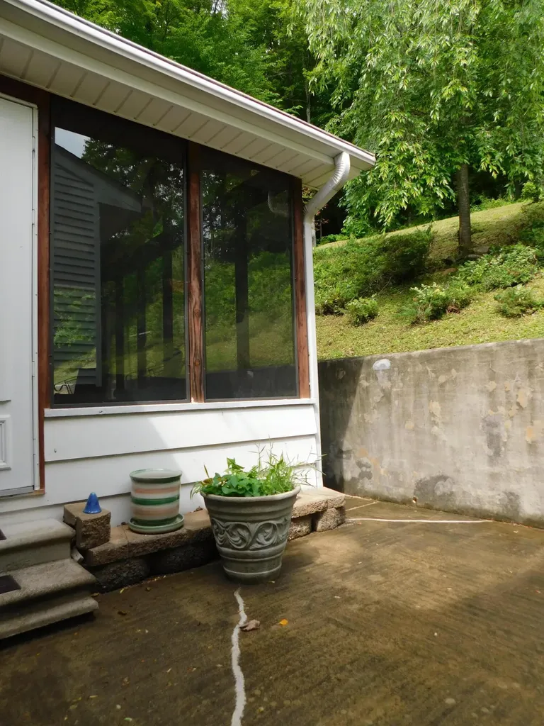 184 Meadow Drive Harlan KY 40831