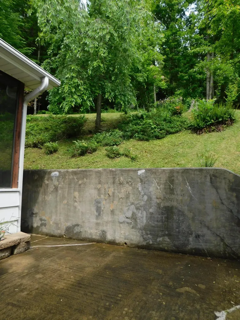 184 Meadow Drive Harlan KY 40831