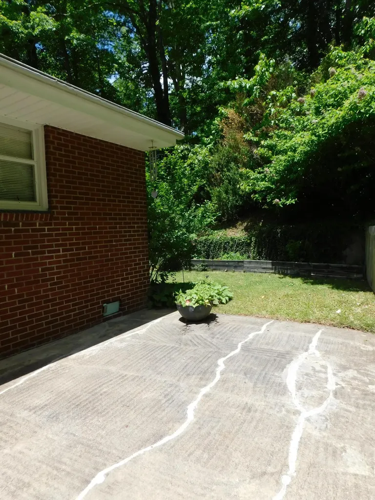 184 Meadow Drive Harlan KY 40831
