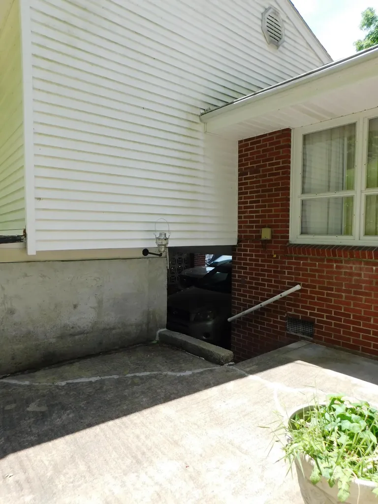 184 Meadow Drive Harlan KY 40831