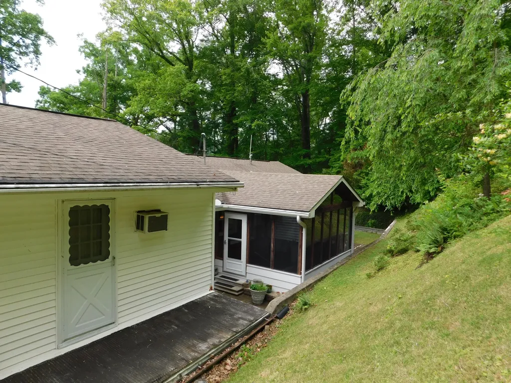 184 Meadow Drive Harlan KY 40831