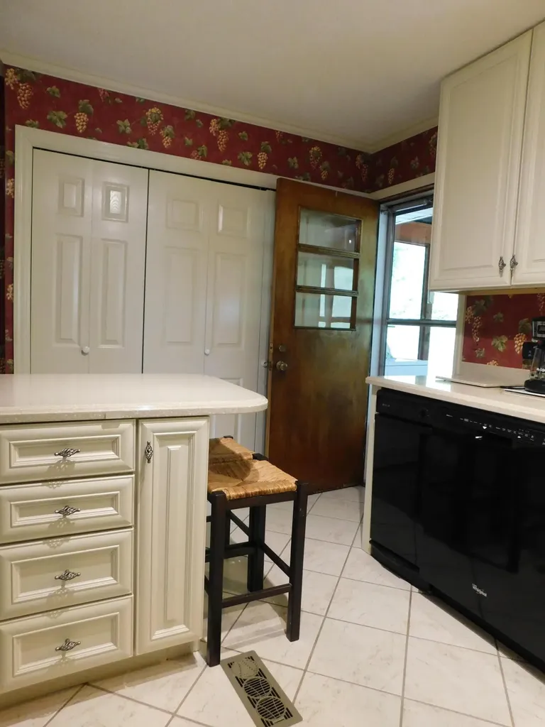 184 Meadow Drive Harlan KY 40831