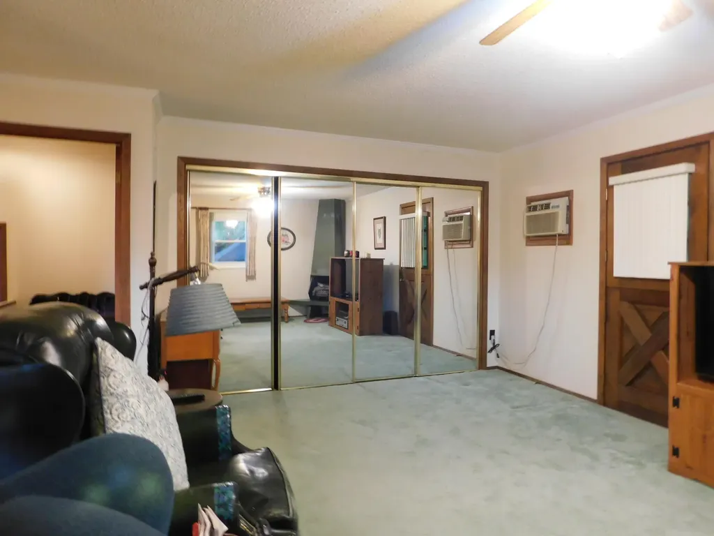 184 Meadow Drive Harlan KY 40831