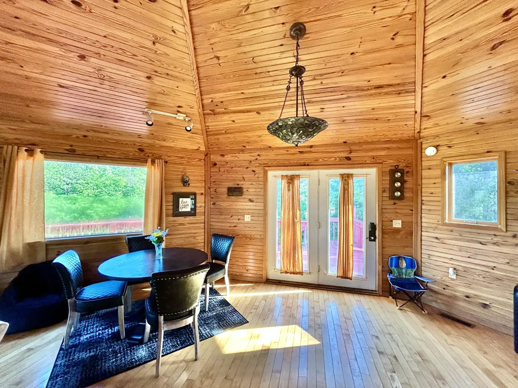 7485 State Highway 1675 Somerset KY 42501