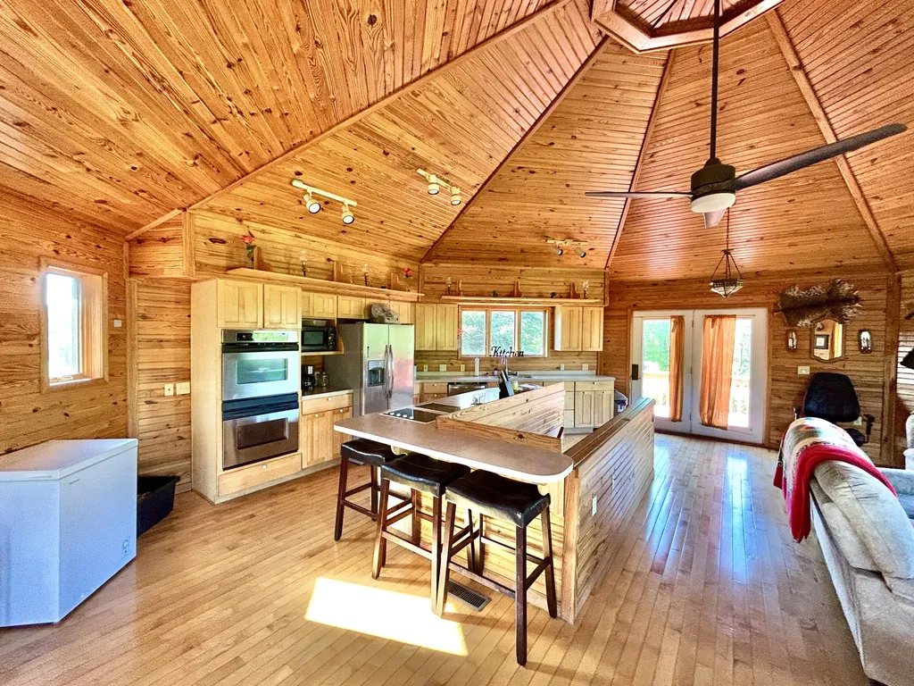 7485 State Highway 1675 Somerset KY 42501