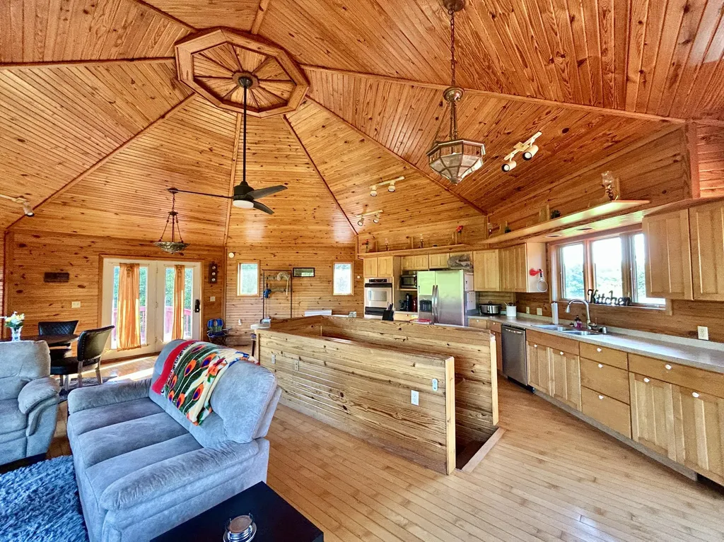 7485 State Highway 1675 Somerset KY 42501