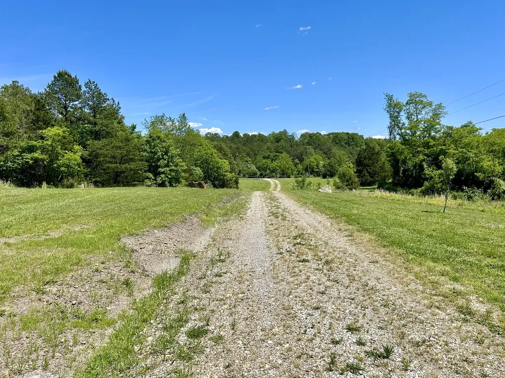 7485 State Highway 1675 Somerset KY 42501