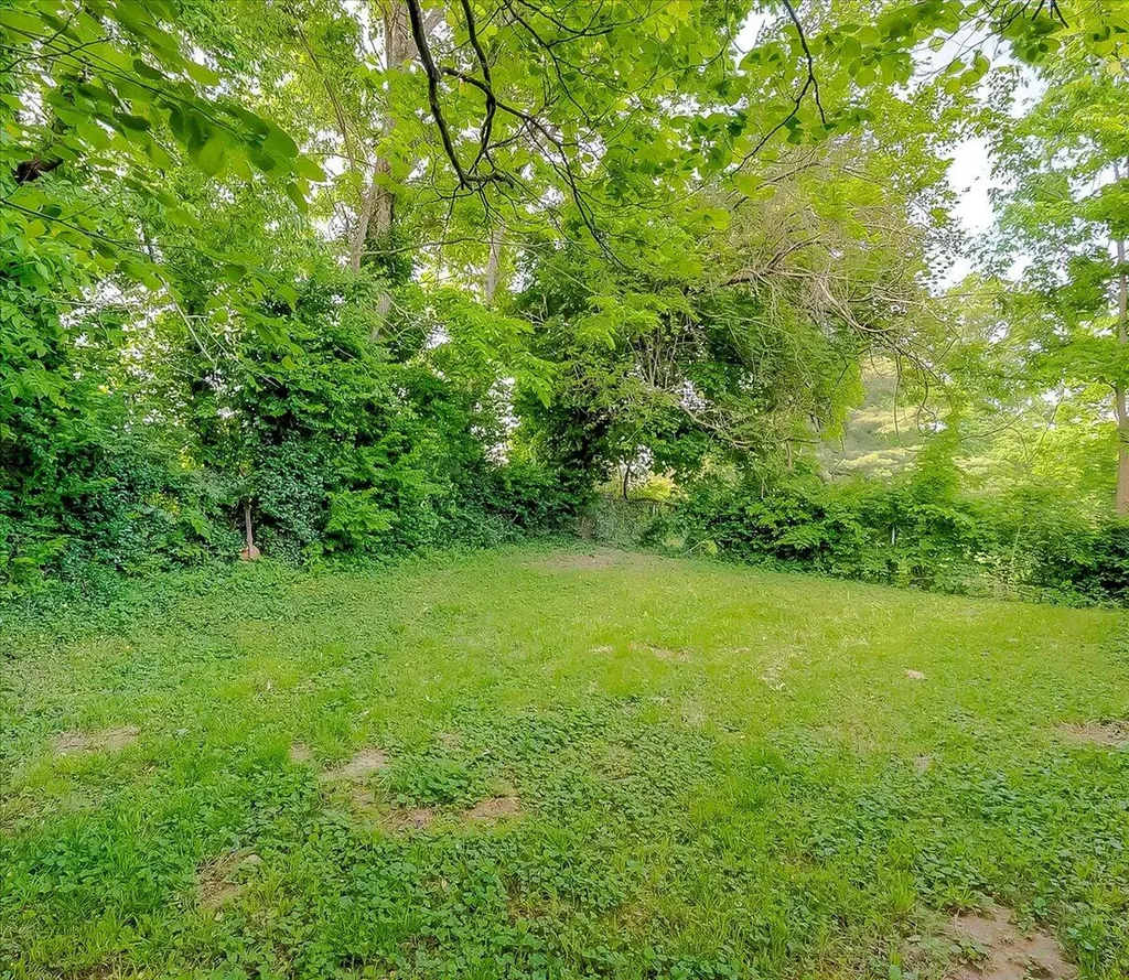 149 Willis Avenue Frankfort KY 40601