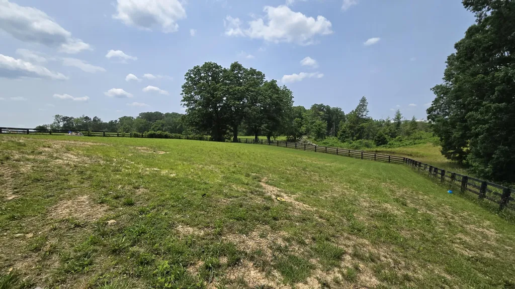 1069 Sinking Creek Road London KY 40741