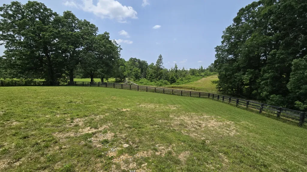 1069 Sinking Creek Road London KY 40741