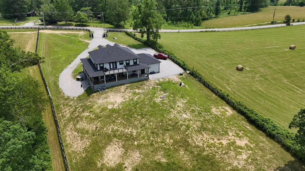 1069 Sinking Creek Road London KY 40741