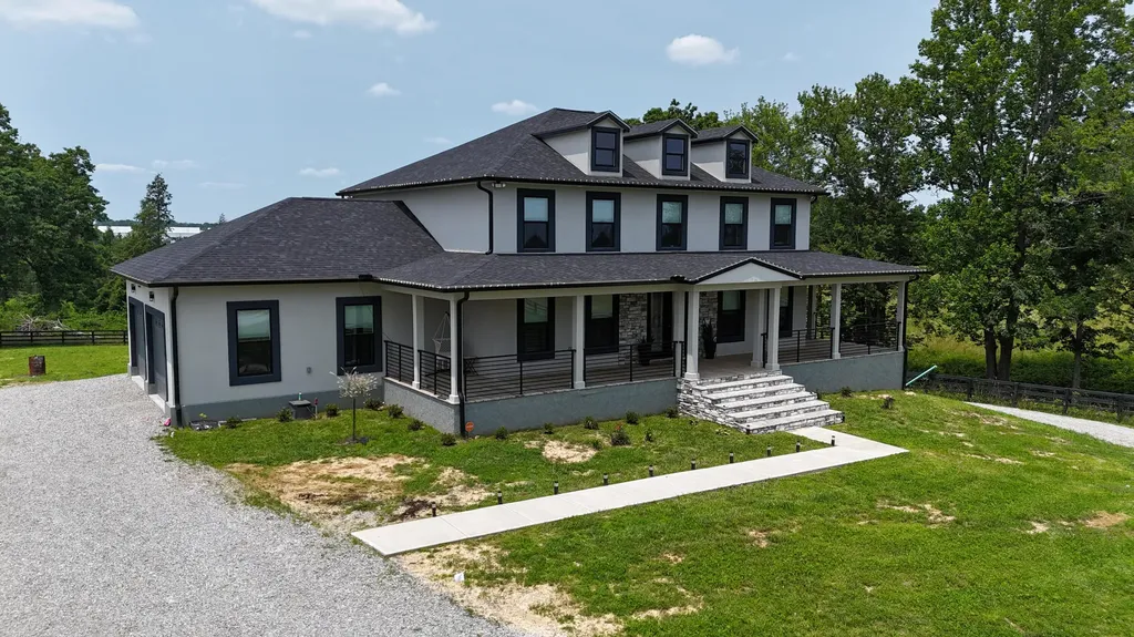 1069 Sinking Creek Road London KY 40741