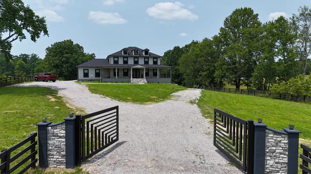 1069 Sinking Creek Road London KY 40741