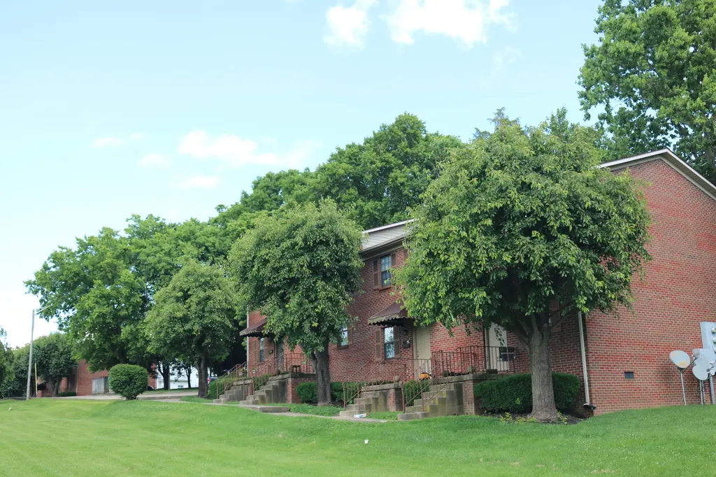 382 W Main Street Carlisle KY 40311